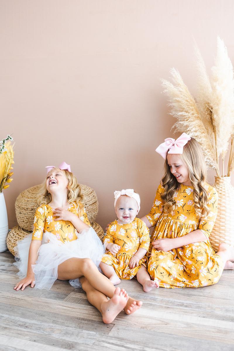 DANDELIONS IN FALL DRESS