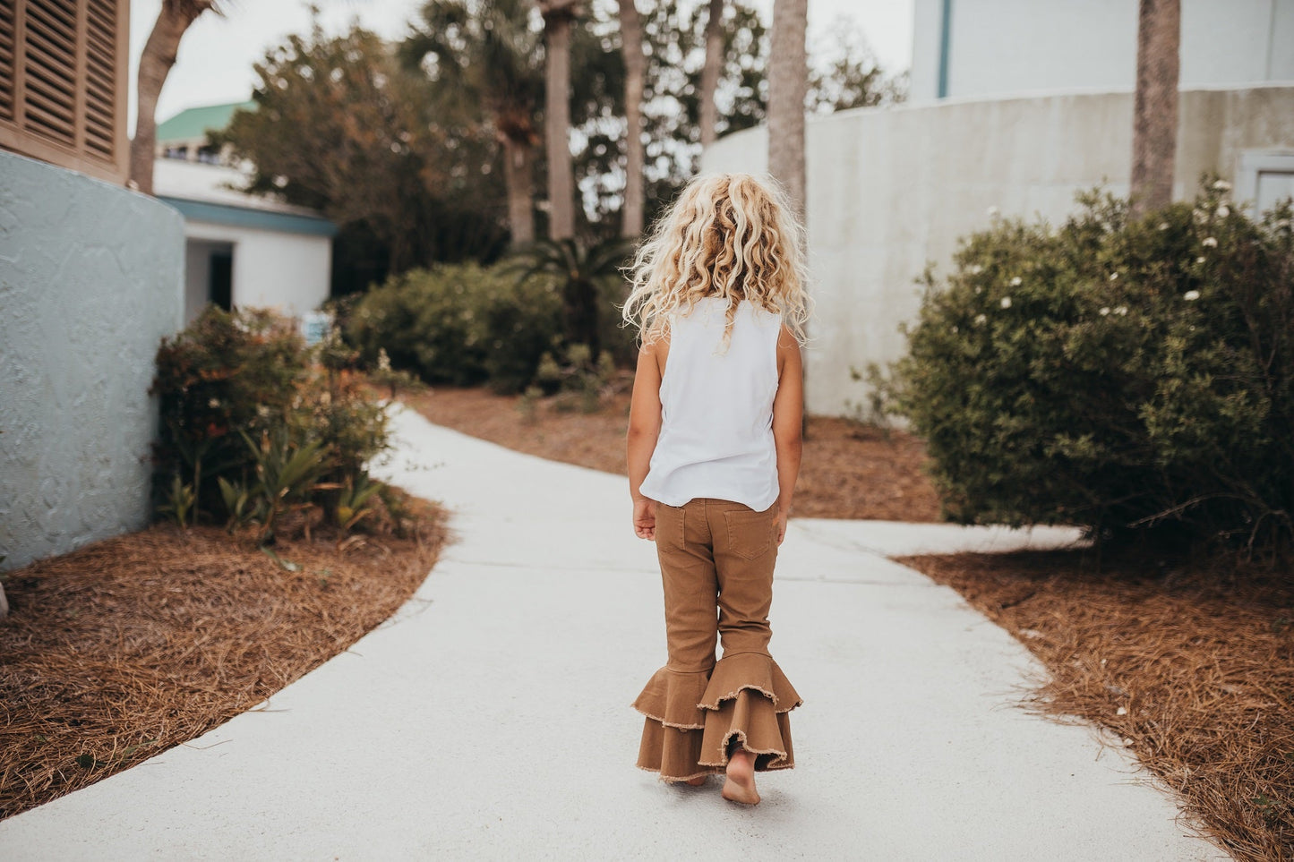 KHAKI DENIM RUFFLE PANTS