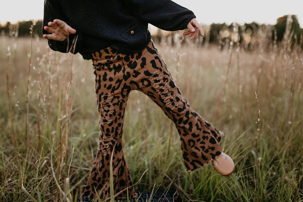 LEOPARD DENIM FLARE PANT