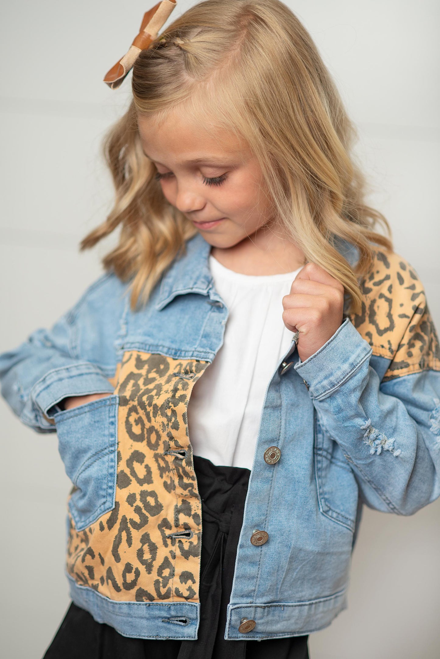 LEOPARD PATCH DENIM JACKET