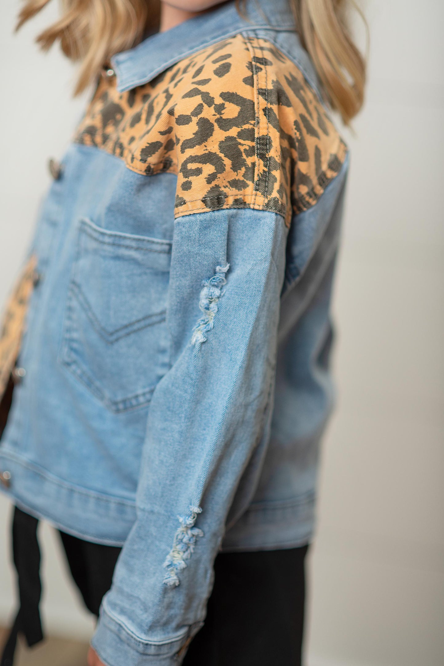 LEOPARD PATCH DENIM JACKET