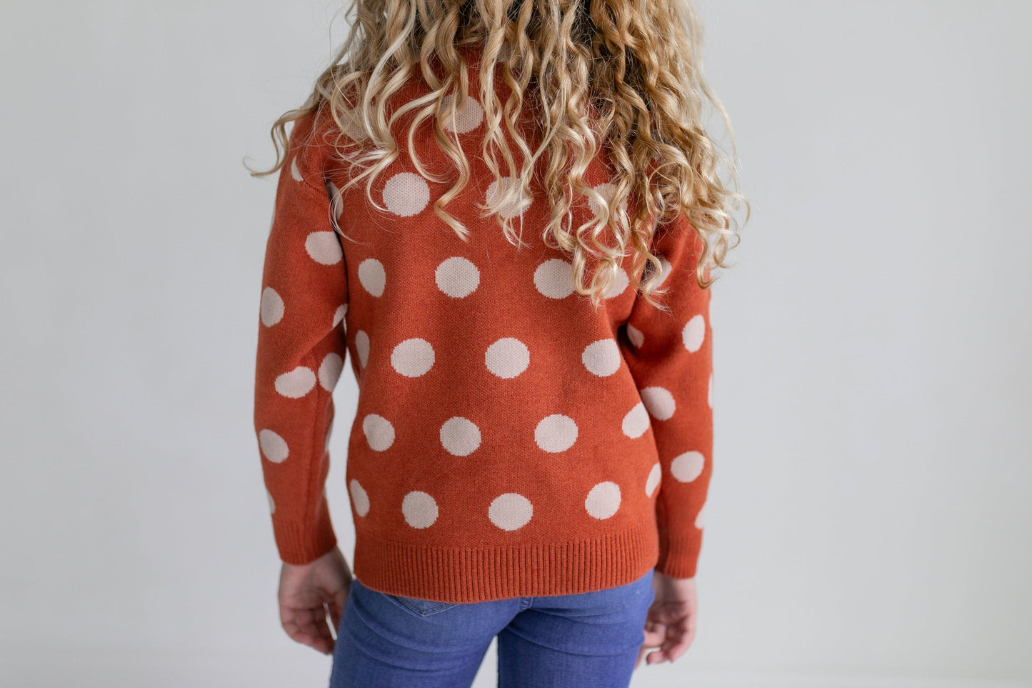 BEIGE DOT SWEATER