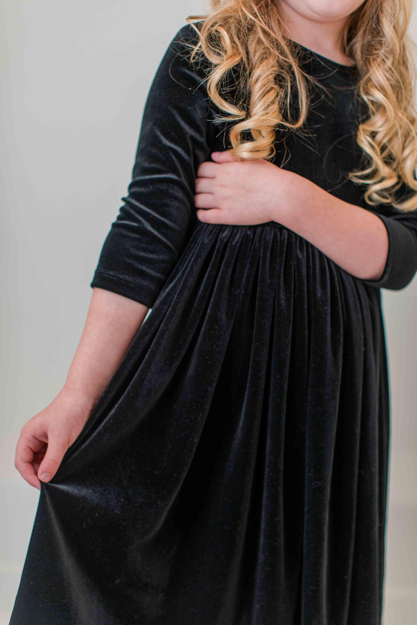 BLACK VELVET TWIRL DRESS