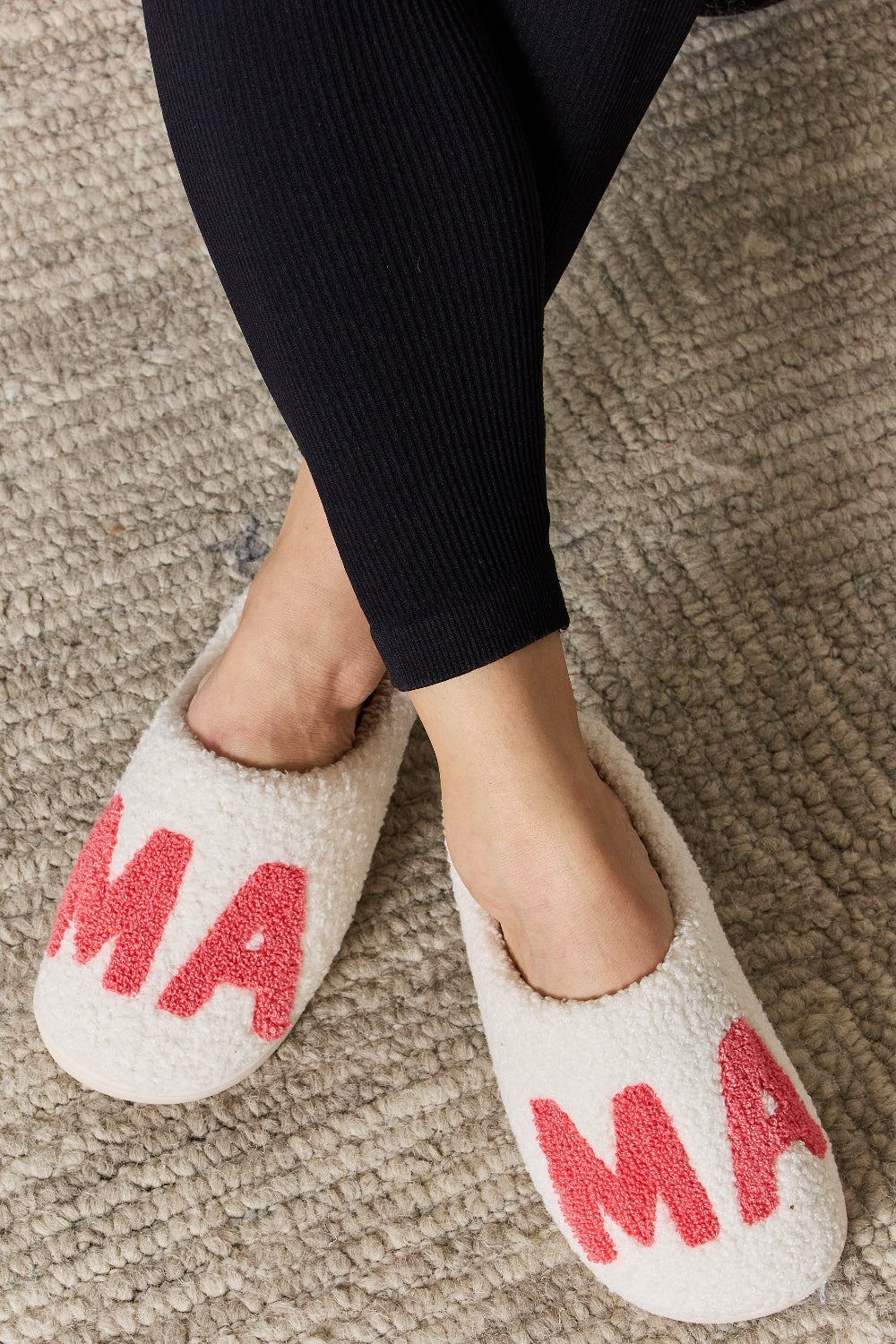 MAMA PATTERN COZY SLIPPERS